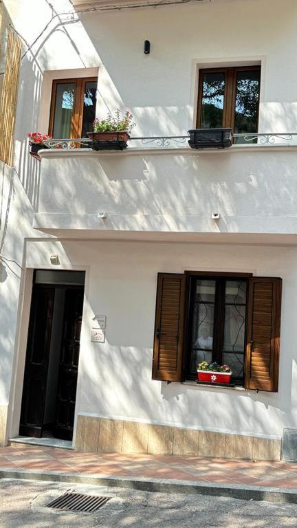 Отель Casa Del Corso Доргали Экстерьер фото